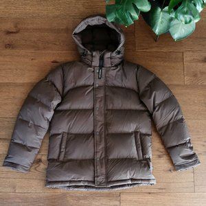 The Super Puff in Rich Mocha Brown